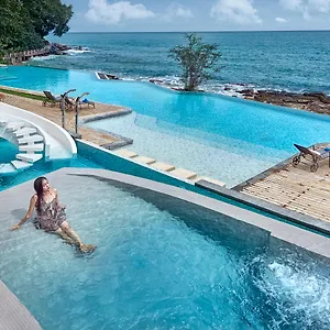 Independence & **** Sihanoukville